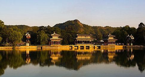 《午夜之南》概念艺术图赏 怪物设计非常精美